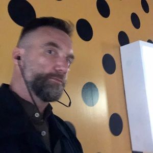 Meet your Posher, Marc